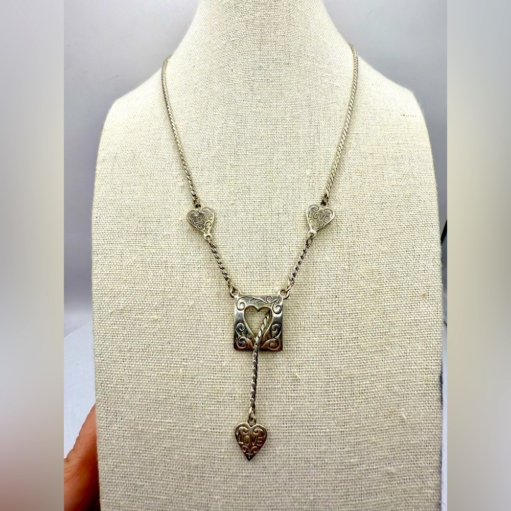 Elegant Silver Toned Heart‎ Necklace